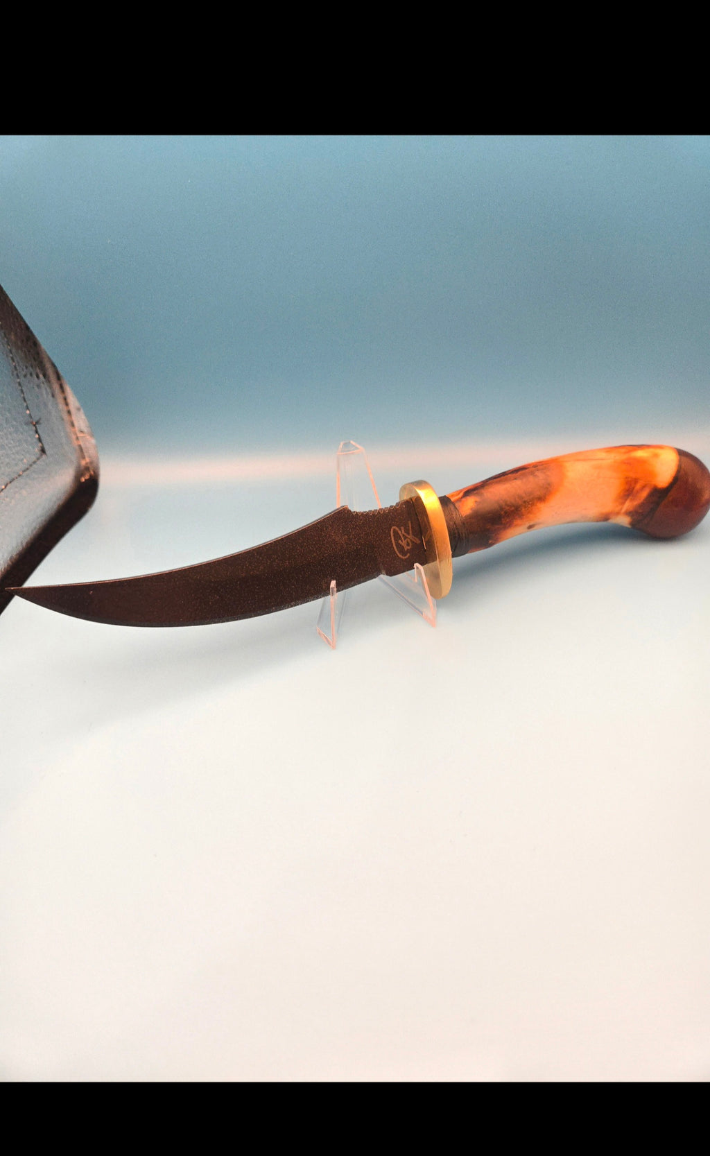 Stag Bone Skinner: Resin Pummel